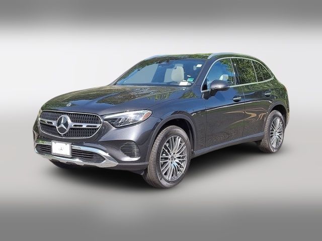2025 Mercedes-Benz GLC 300