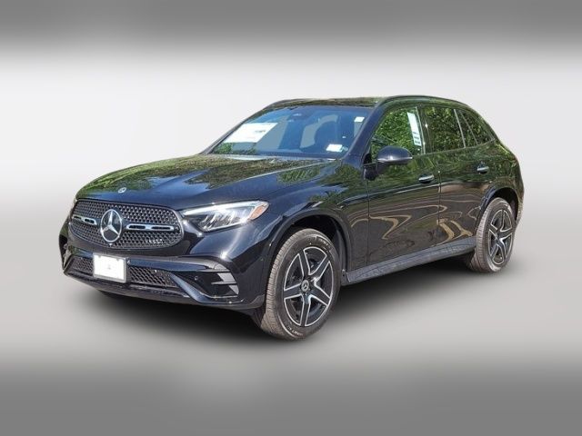 2025 Mercedes-Benz GLC 300