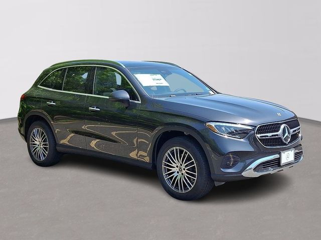 2025 Mercedes-Benz GLC 300