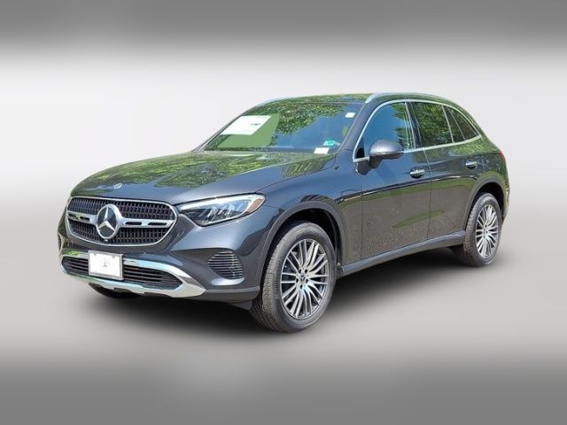 2025 Mercedes-Benz GLC 300