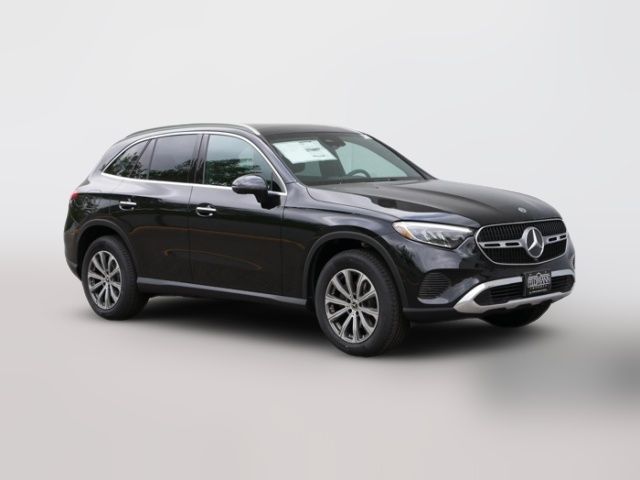2025 Mercedes-Benz GLC 300