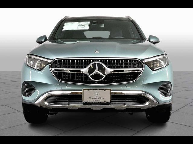 2025 Mercedes-Benz GLC 300