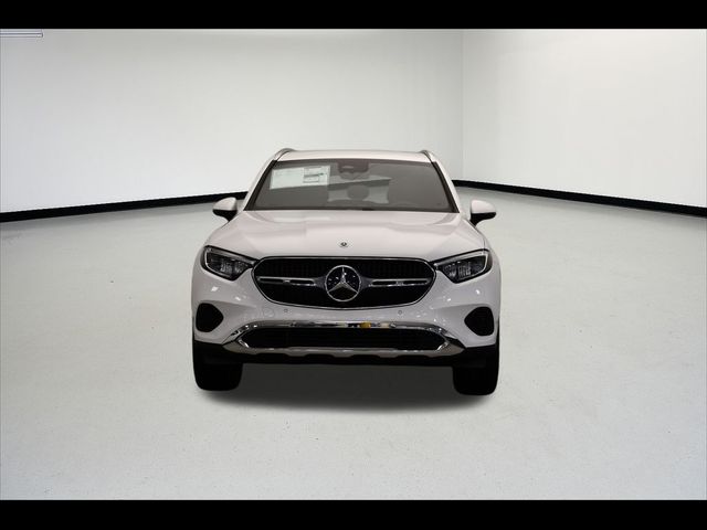 2025 Mercedes-Benz GLC 300