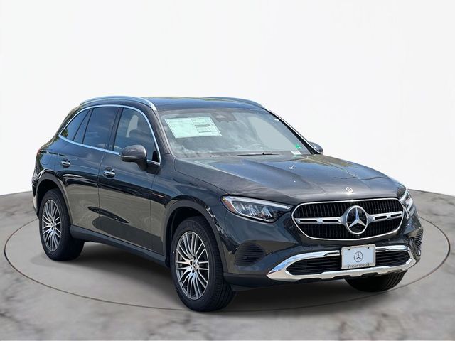 2025 Mercedes-Benz GLC 300