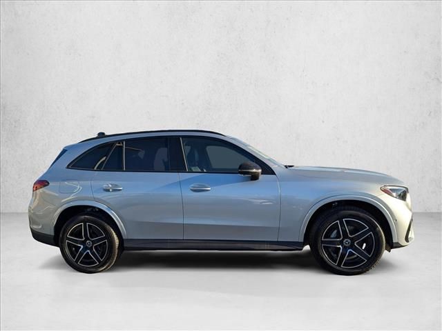 2025 Mercedes-Benz GLC 300