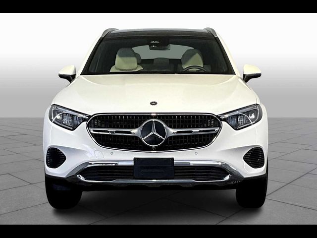 2025 Mercedes-Benz GLC 300