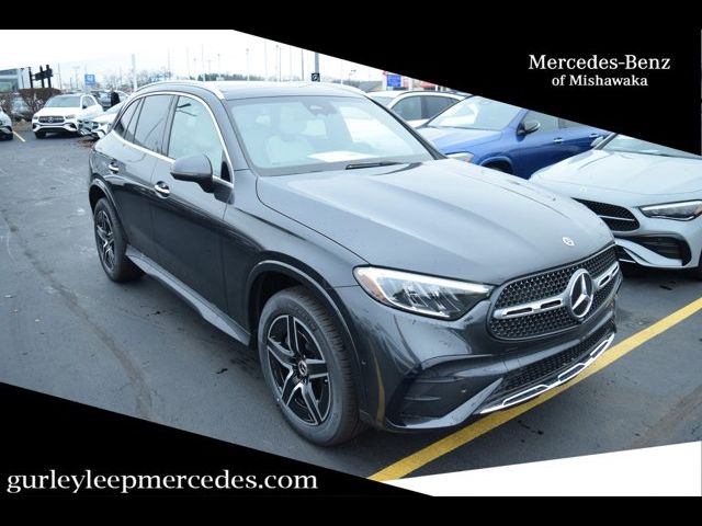 2025 Mercedes-Benz GLC 300