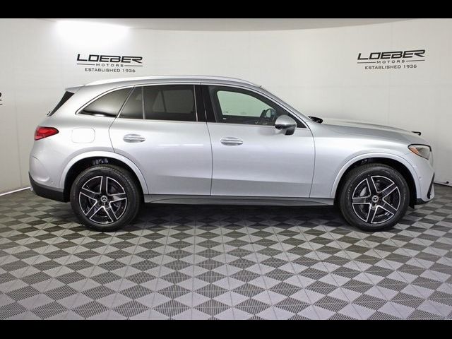 2025 Mercedes-Benz GLC 300