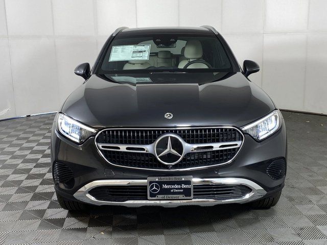 2025 Mercedes-Benz GLC 300