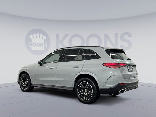 2025 Mercedes-Benz GLC 300