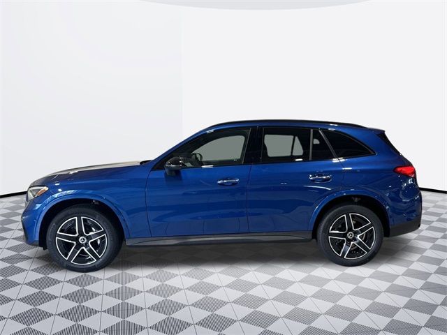 2025 Mercedes-Benz GLC 300