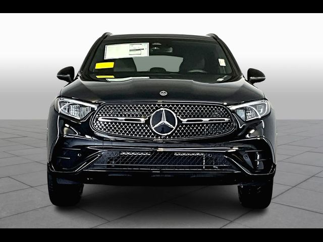 2025 Mercedes-Benz GLC 300