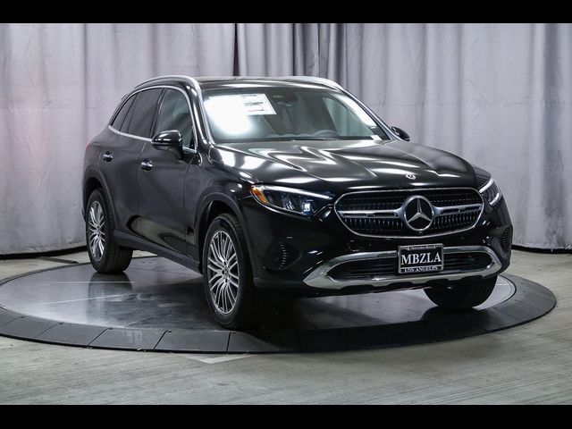 2025 Mercedes-Benz GLC 300