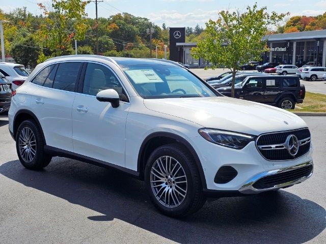 2025 Mercedes-Benz GLC 300