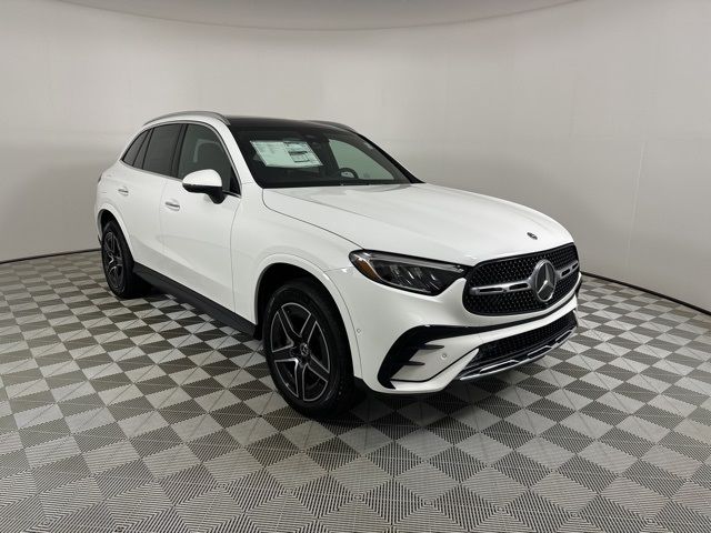 2025 Mercedes-Benz GLC 300