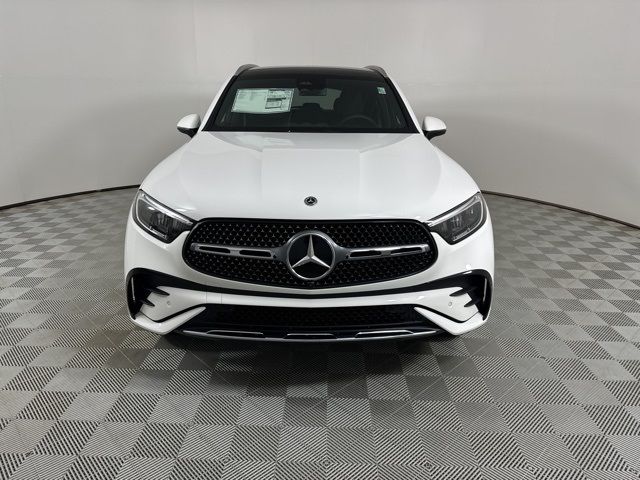 2025 Mercedes-Benz GLC 300