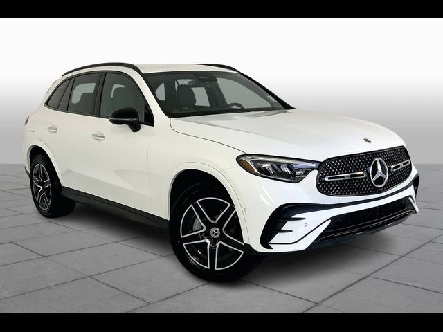 2025 Mercedes-Benz GLC 300