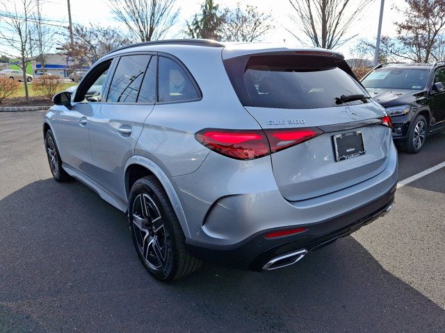 2025 Mercedes-Benz GLC 300