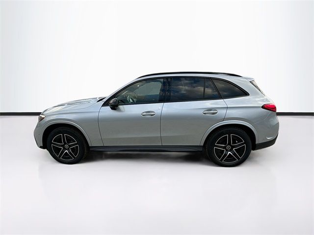 2025 Mercedes-Benz GLC 300