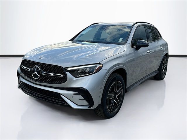 2025 Mercedes-Benz GLC 300