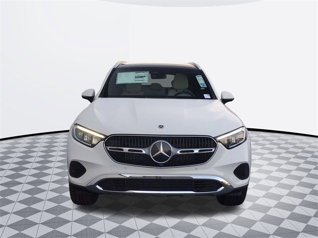 2025 Mercedes-Benz GLC 300