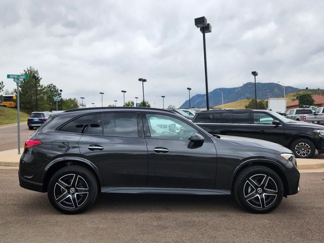 2025 Mercedes-Benz GLC 300