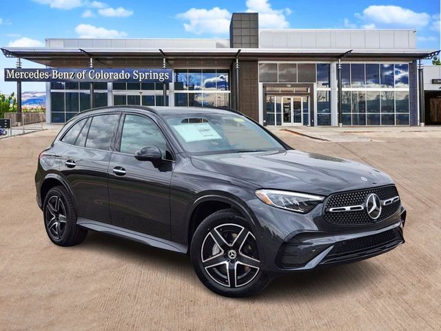 2025 Mercedes-Benz GLC 300