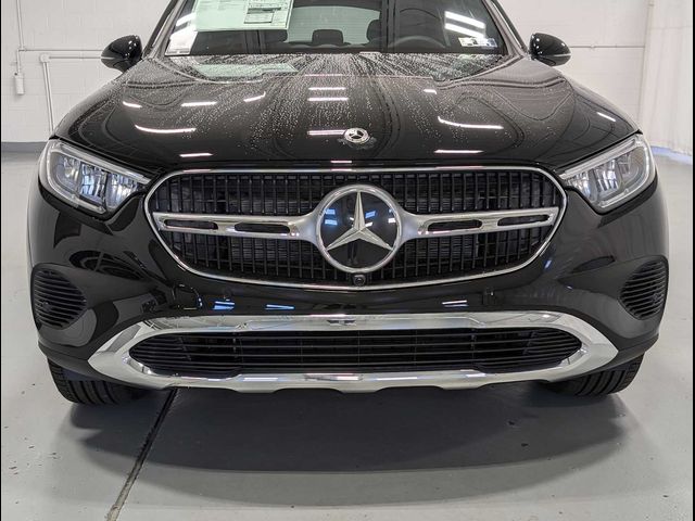 2025 Mercedes-Benz GLC 300