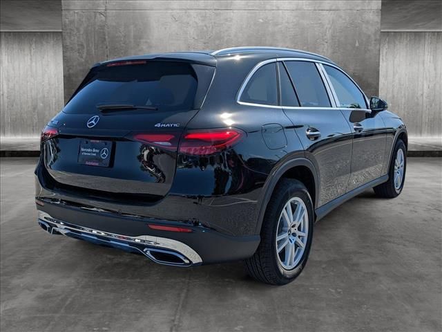 2025 Mercedes-Benz GLC 300