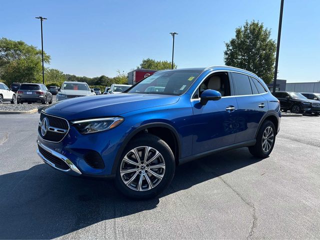 2025 Mercedes-Benz GLC 300