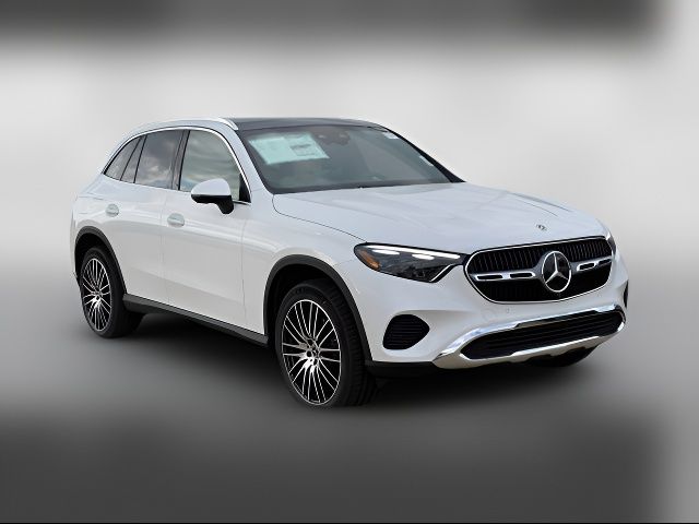 2025 Mercedes-Benz GLC 300