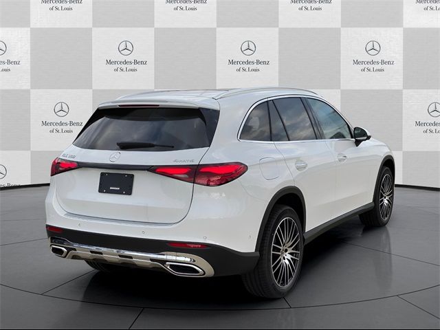 2025 Mercedes-Benz GLC 300