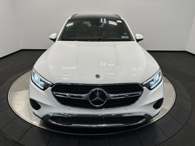 2025 Mercedes-Benz GLC 300