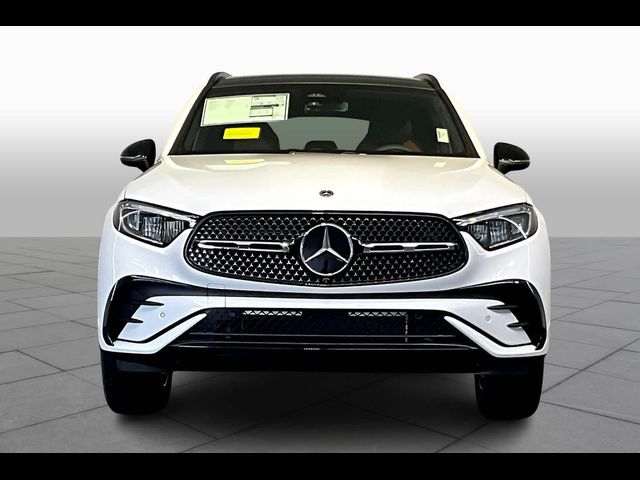 2025 Mercedes-Benz GLC 300