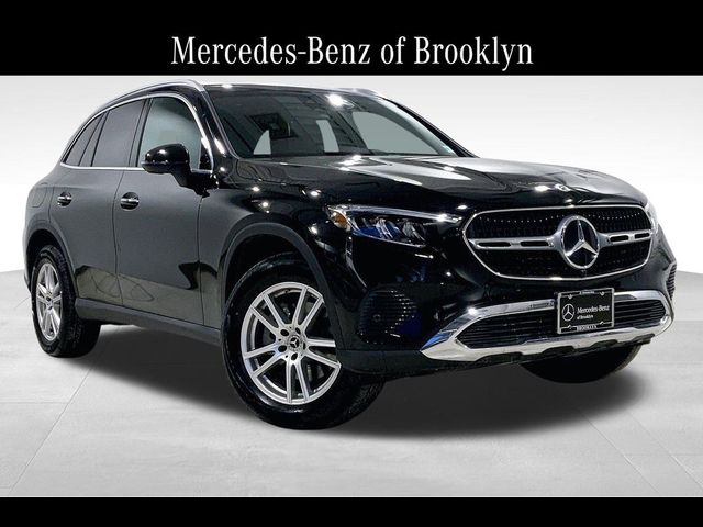 2025 Mercedes-Benz GLC 300