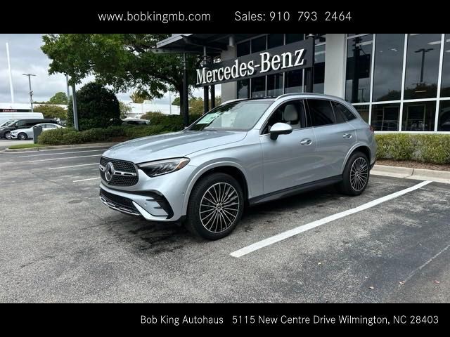 2025 Mercedes-Benz GLC 300