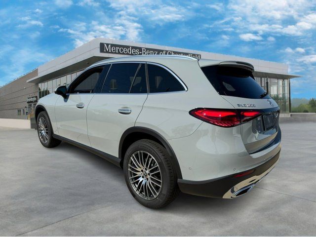 2025 Mercedes-Benz GLC 300