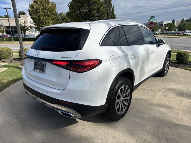 2025 Mercedes-Benz GLC 300