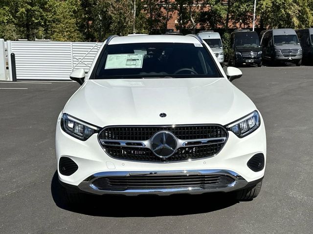 2025 Mercedes-Benz GLC 300