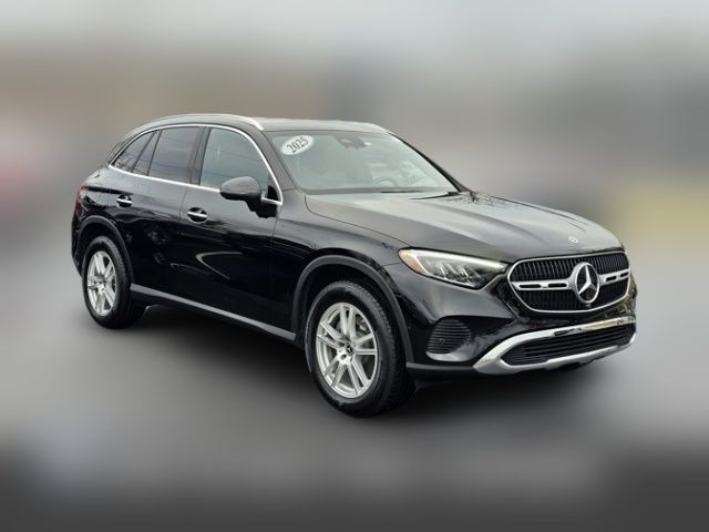 2025 Mercedes-Benz GLC 300