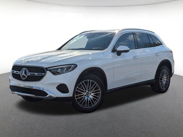 2025 Mercedes-Benz GLC 300