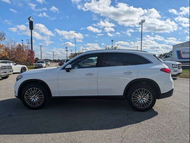 2025 Mercedes-Benz GLC 300