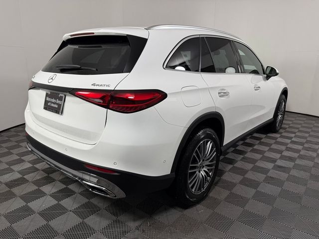 2025 Mercedes-Benz GLC 300