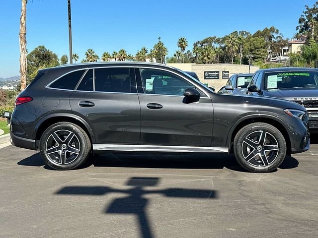 2025 Mercedes-Benz GLC 300