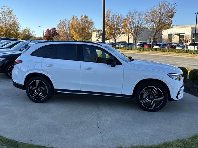 2025 Mercedes-Benz GLC 300