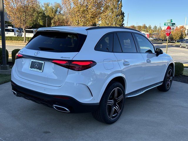 2025 Mercedes-Benz GLC 300