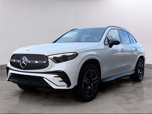 2025 Mercedes-Benz GLC 300