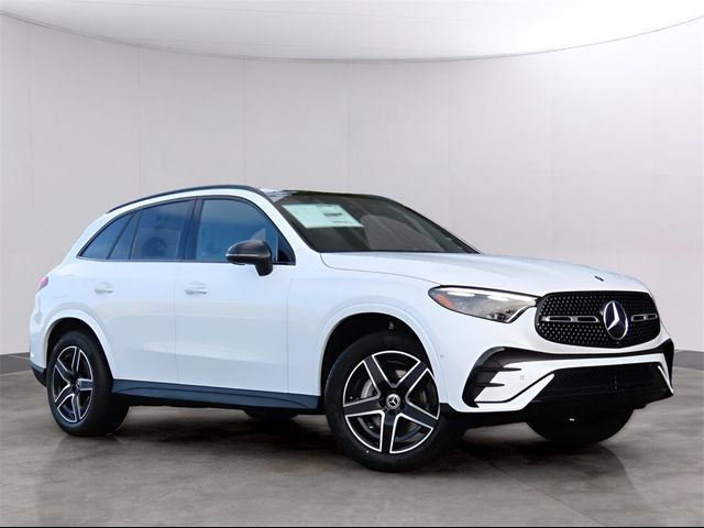 2025 Mercedes-Benz GLC 300