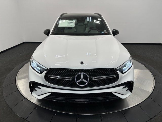 2025 Mercedes-Benz GLC 300