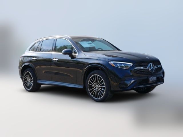 2025 Mercedes-Benz GLC 300